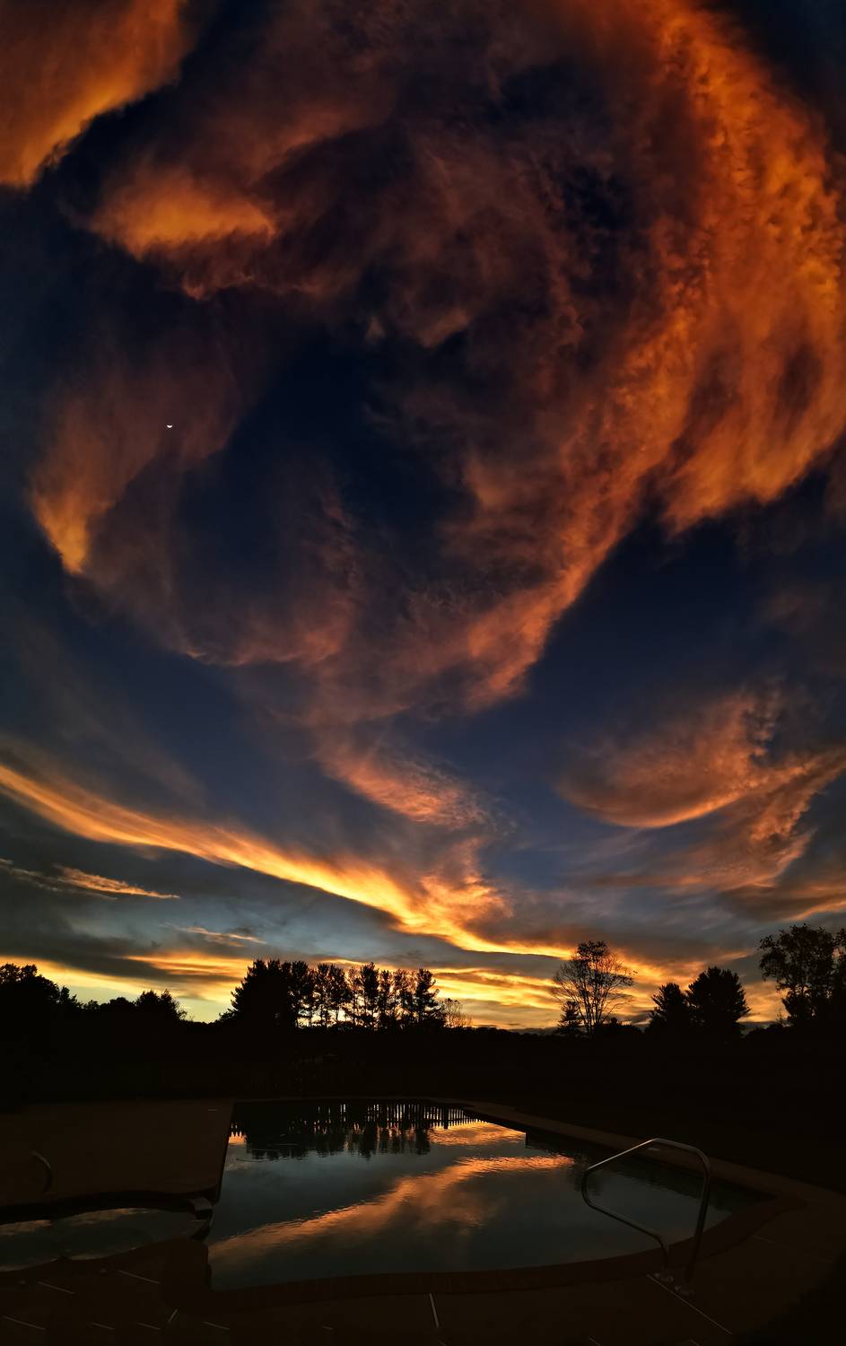  - Sunset behind the house. This is a panorama. - Tony Karp, design, art, photography, techno-impressionist, techno-impressionism, aerial photography , drone , drones , dji , mavic pro , video , 3D printing - Books -